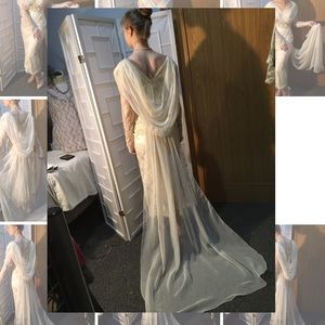 VINTAGE French Lace California Wedding Dress